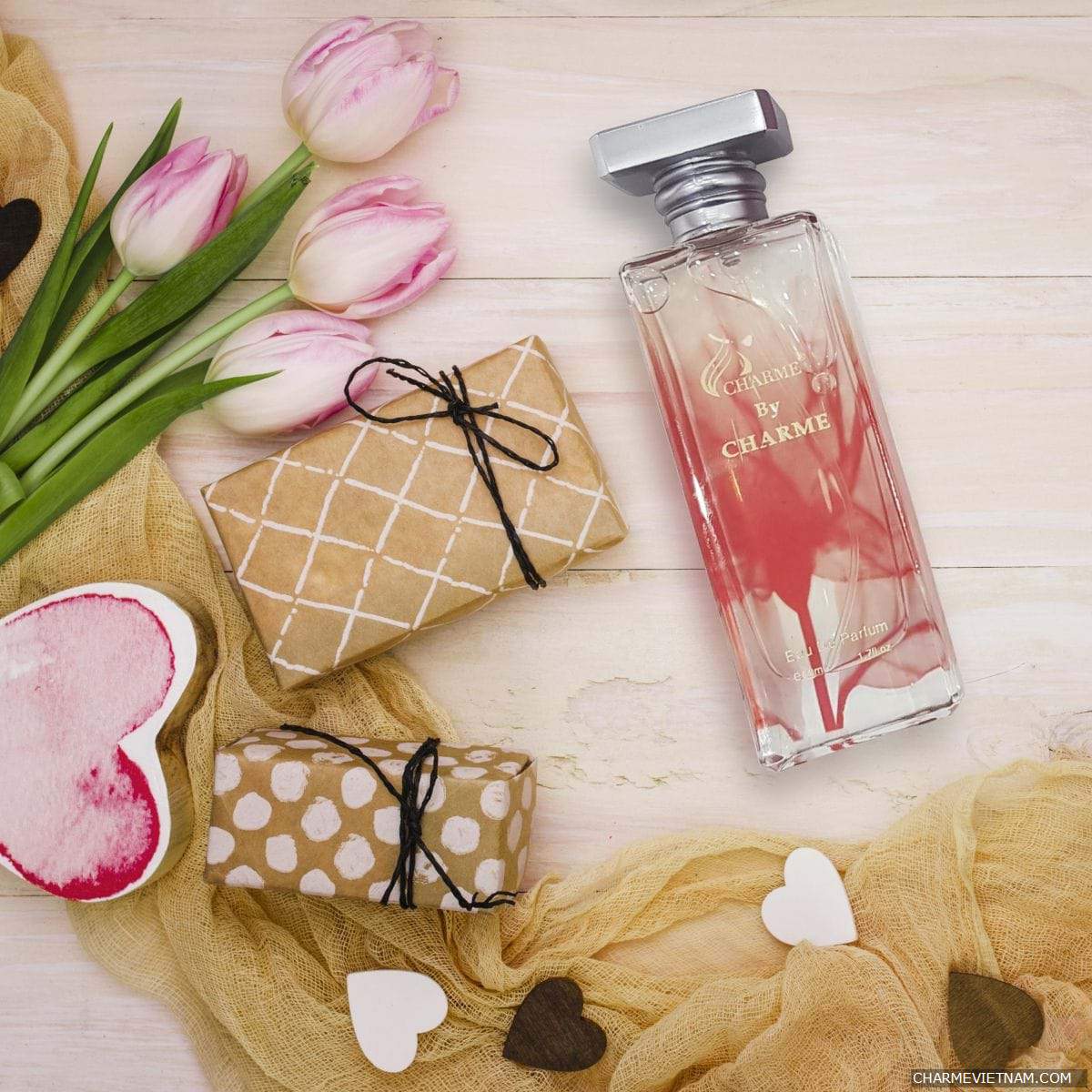 Charme BY CHARME mang mùi hương thể hiện sự tự tin và nữ tính với thiết kế hiện đại.